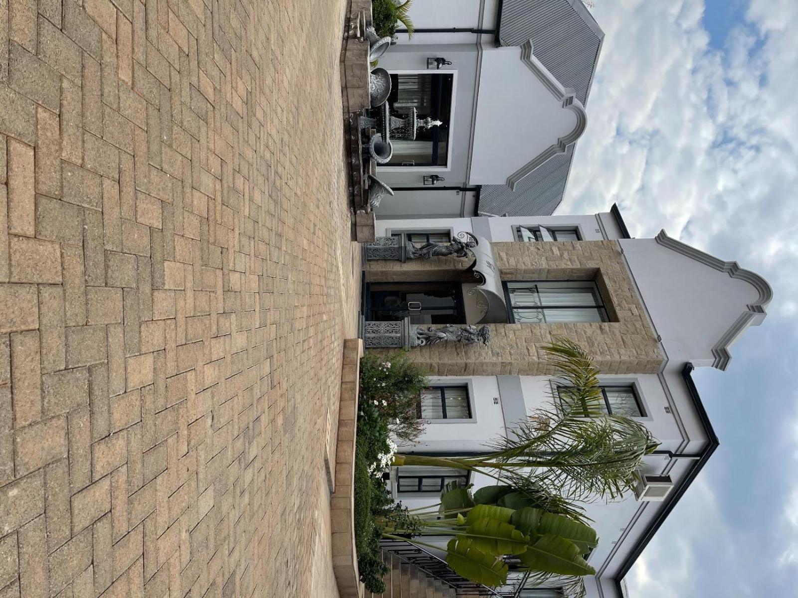 Ezulwini Villa Hotel Harare Exterior foto